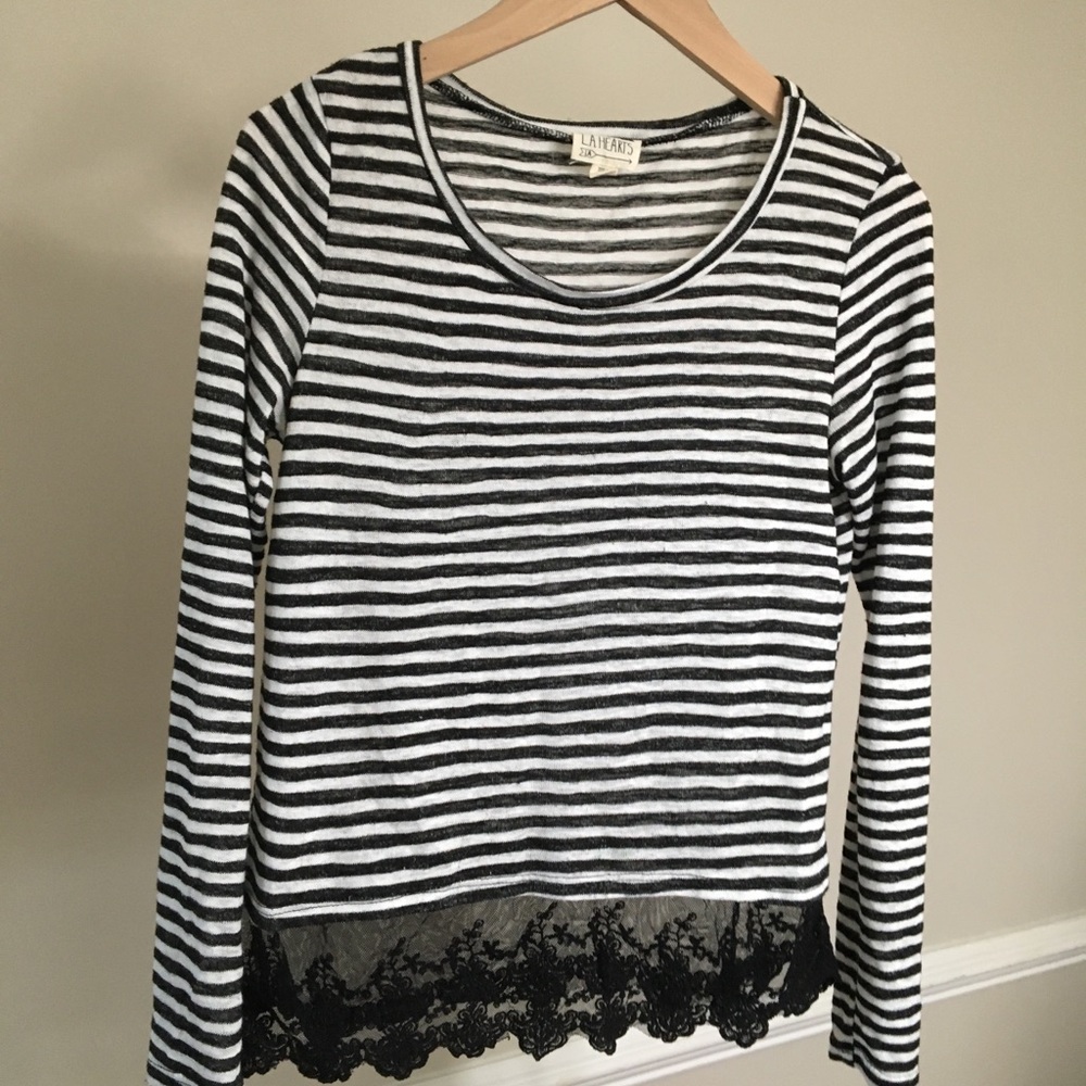 LA Hearts light knit sweater